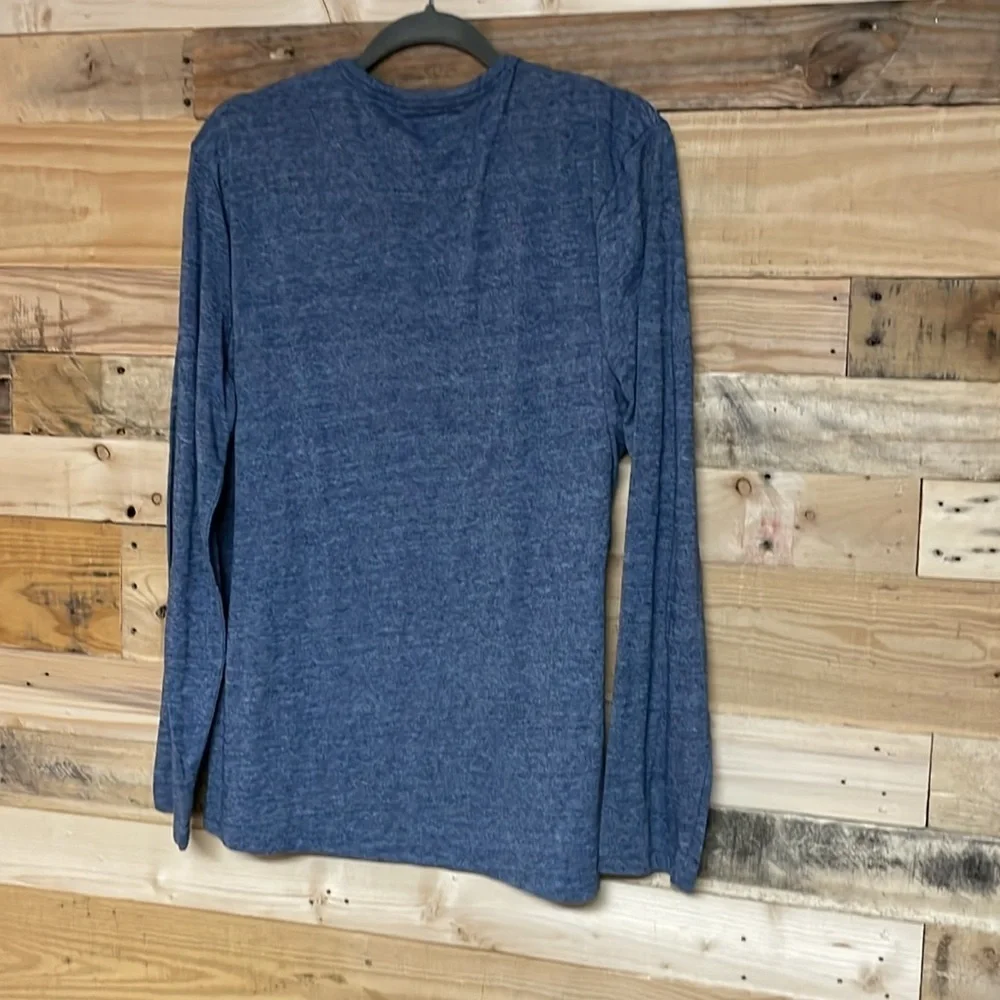 Banana Republic Size Large Blue Three Button Henley Long Sleeve Soft Shirt